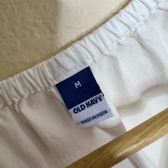 Old Navy White Cotton Open Back Blouse Medium - Picture 2 of 8